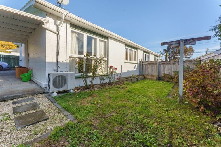 Photo of property in 13b Mangaroa Hill Road, Maoribank, Upper Hutt, 5018