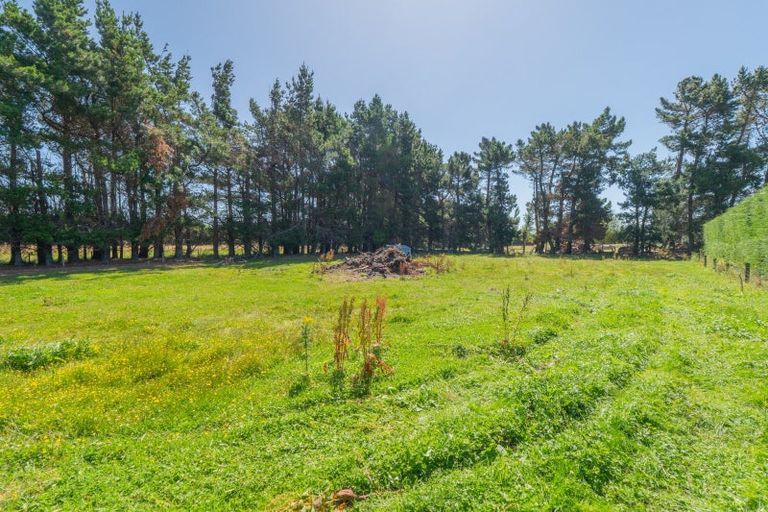 Photo of property in 102 Aicken Road, Otatara, Invercargill, 9879