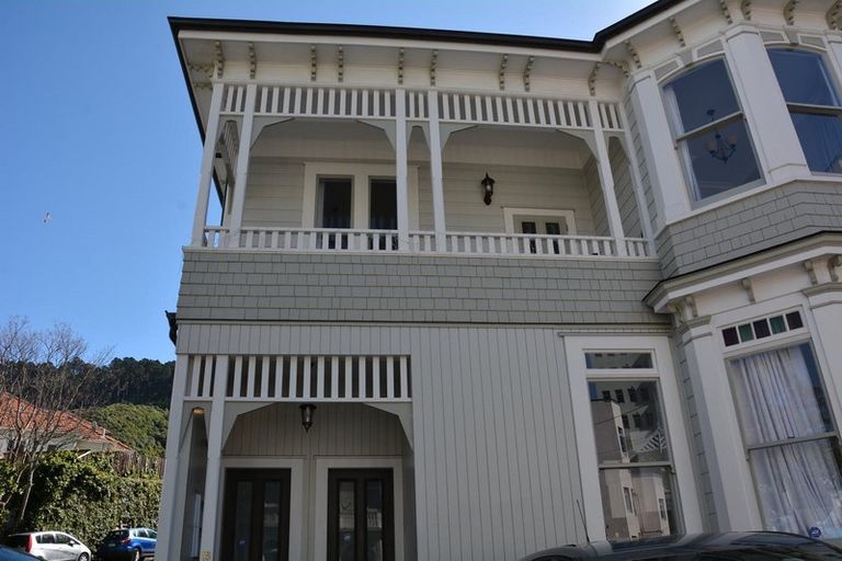 Photo of property in 15 Portland Crescent, Thorndon, Wellington, 6011