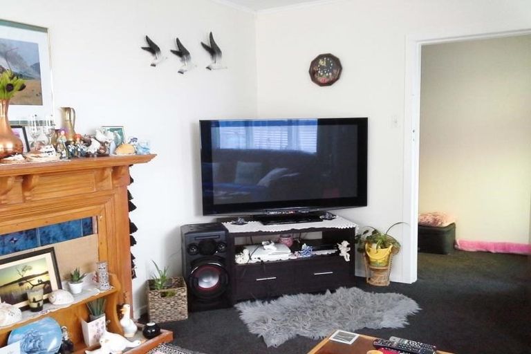 Photo of property in 7 Tohu Place, Spotswood, New Plymouth, 4310