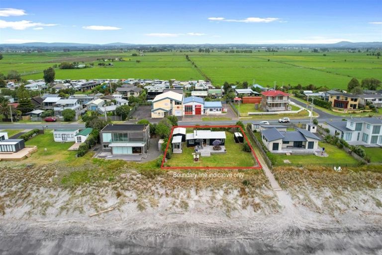 Photo of property in 17 Pukehina Parade, Pukehina, 3189