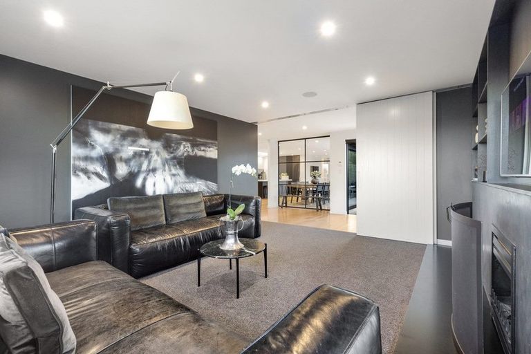 Photo of property in 48 Parkhill Road, Mellons Bay, Auckland, 2014