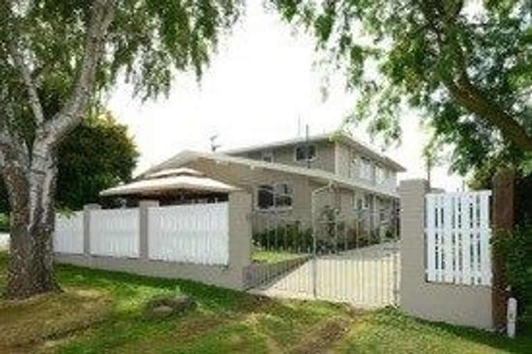 Photo of property in 1/28 Nortons Road, Avonhead, Christchurch, 8042