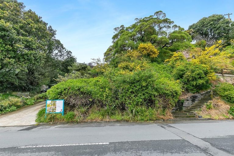Photo of property in 18 Paremata Crescent, Paremata, Porirua, 5024