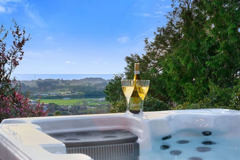 Photo of property in 53d Kotare Street, Waikanae, 5036