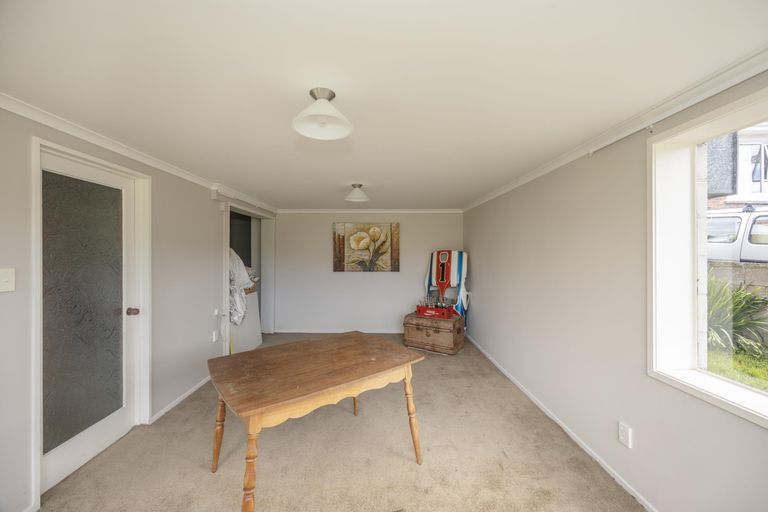 Photo of property in 23 Towey Street, Holmes Hill, Oamaru, 9401