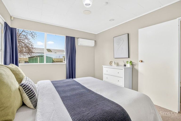 Photo of property in 18 Exeter Crescent, Springvale, Whanganui, 4501