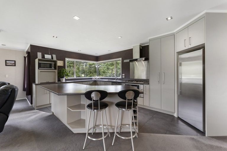 Photo of property in 271 Richmond Road, Lepperton, New Plymouth, 4373