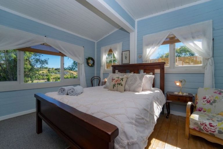 Photo of property in 17 Honey Lane, Tasman, Upper Moutere, 7173