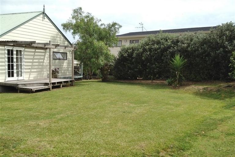 Photo of property in 30 Murvale Drive, Bucklands Beach, Auckland, 2014