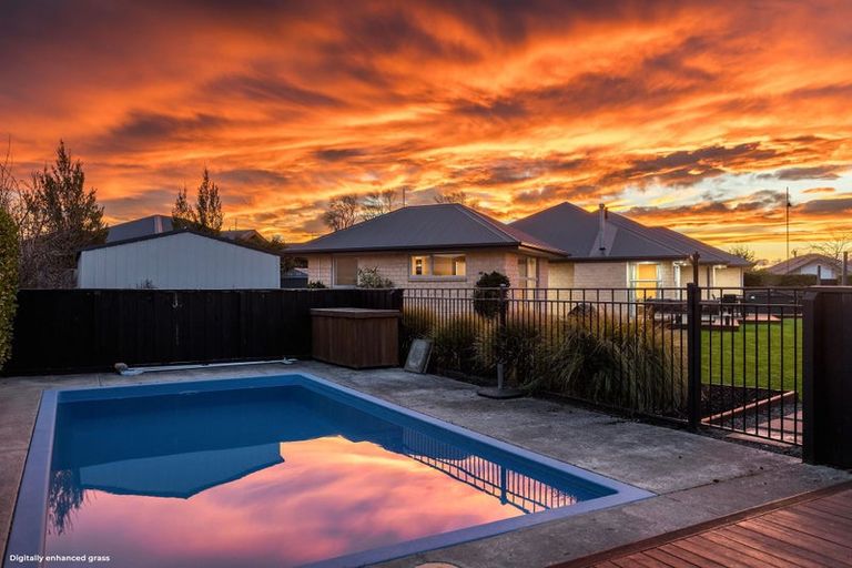 Photo of property in 104 Infinity Drive, Pegasus, 7612