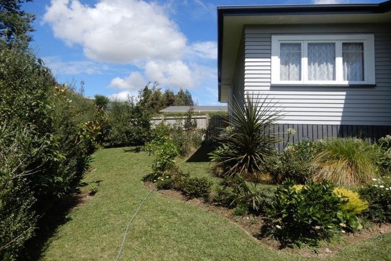 Photo of property in 2 Porritt Place, Putaruru, 3411