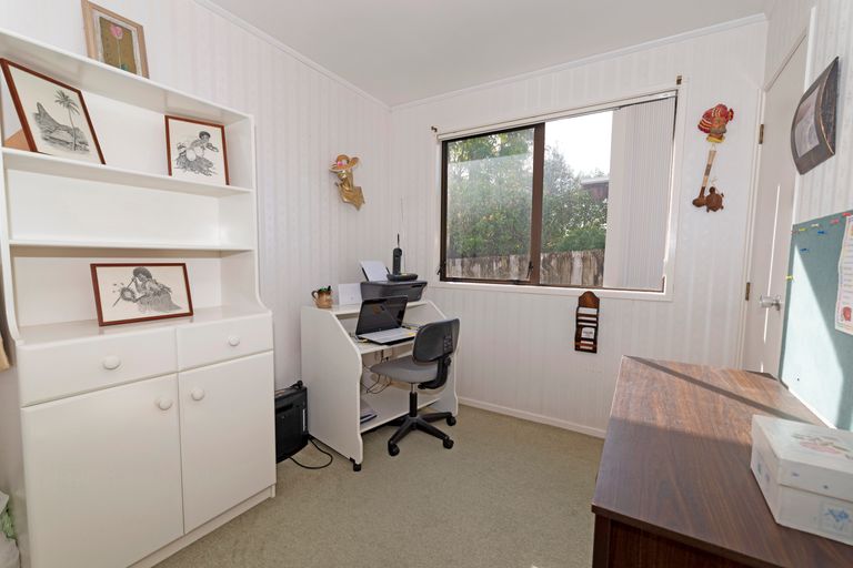 Photo of property in 53 Lavelle Road, Henderson, Auckland, 0612