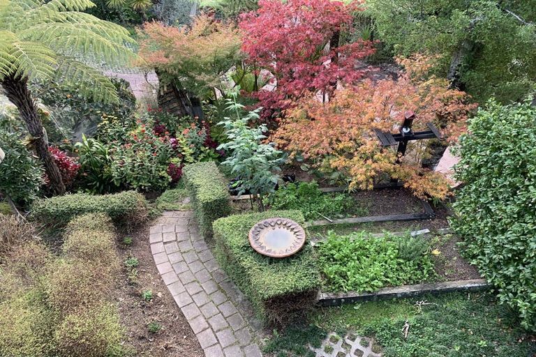 Photo of property in 46 Braemar Road, Castor Bay, Auckland, 0620