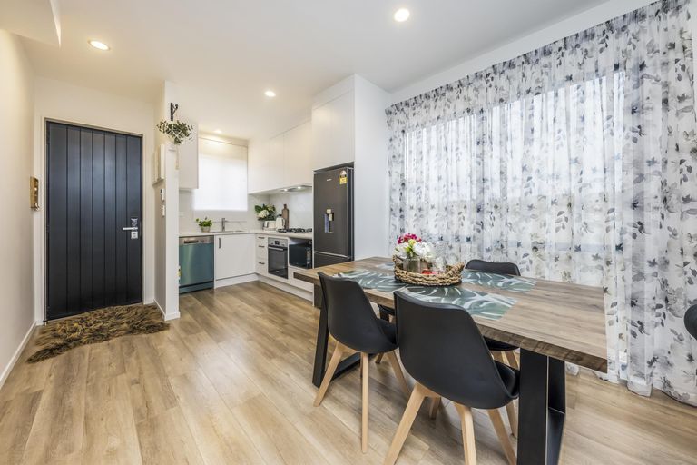 Photo of property in 68 Bellbird Street, Papakura, 2110