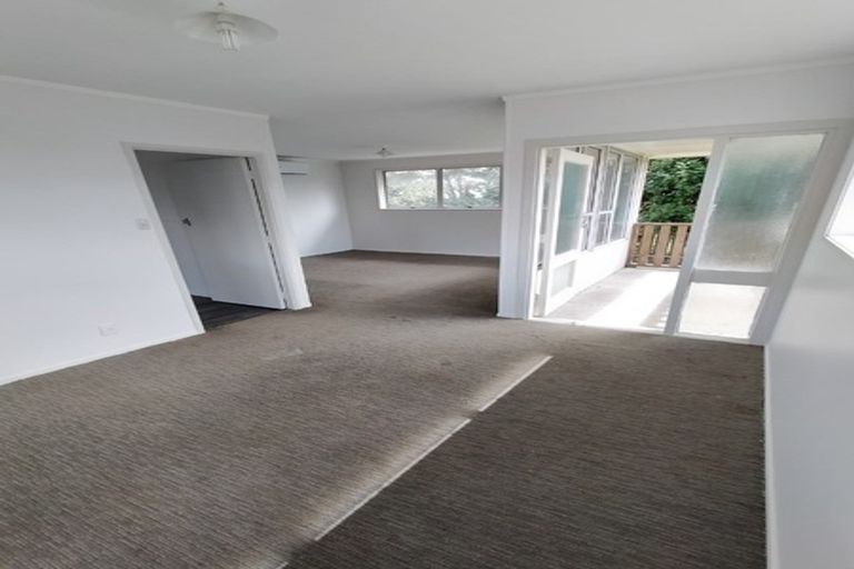 Photo of property in 61 Harrington Road, Henderson, Auckland, 0610