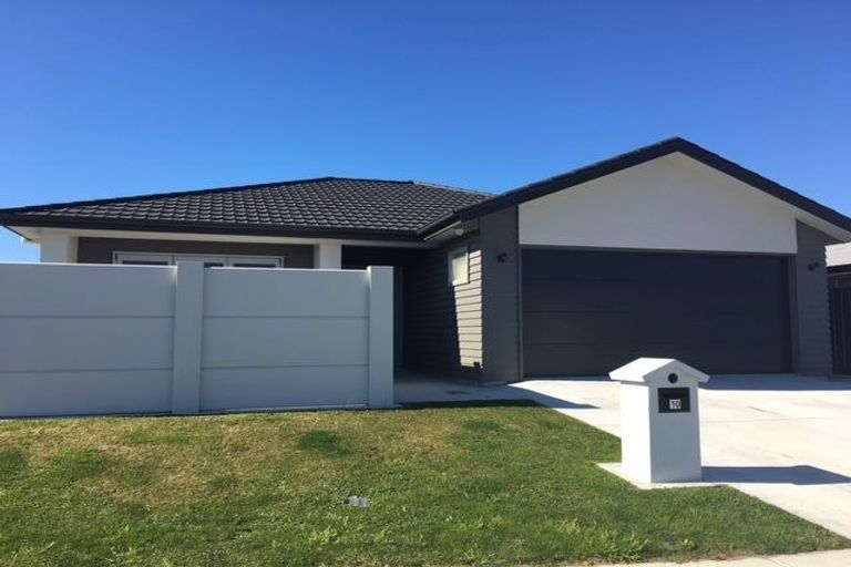 Photo of property in 10 Manganui Place, Te Awa, Napier, 4110