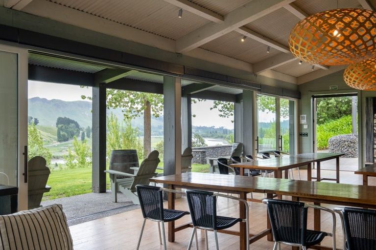 Photo of property in Gatehouse And River Room., 1308e Tuki Tuki Road, Tuki Tuki, Havelock North, 4294