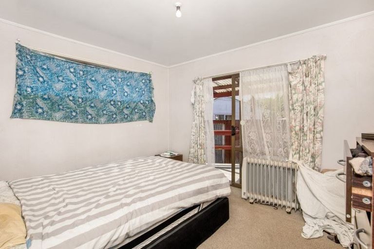 Photo of property in 3 Poutini Place, Manurewa, Auckland, 2102