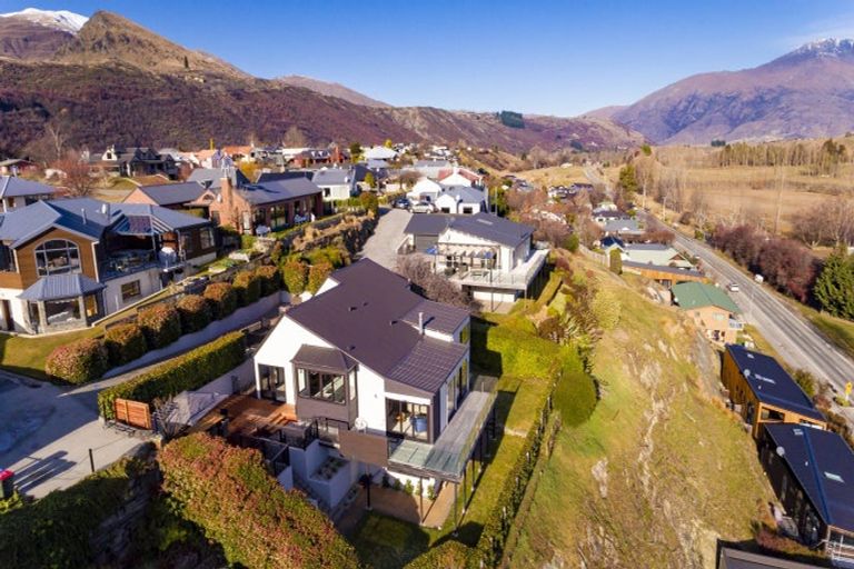 Photo of property in 21 Cotter Avenue, Arrowtown, 9302