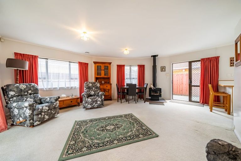 Photo of property in 4/28 Logan Street, Ebdentown, Upper Hutt, 5018