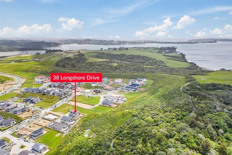 Photo of property in 38 Longshore Drive, Long Bay, Auckland, 0630