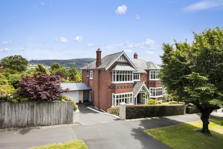 Photo of property in 2 Sargood Street, Maori Hill, Dunedin, 9010