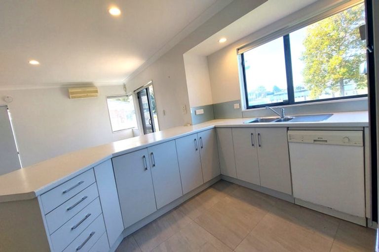 Photo of property in 725a Cameron Road, Tauranga South, Tauranga, 3112