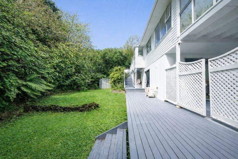 Photo of property in 4 Rokewa Way, Paparangi, Wellington, 6037