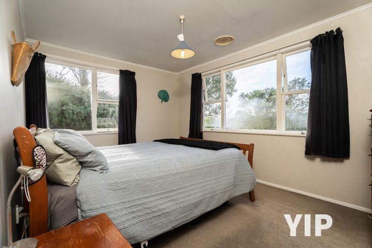 Photo of property in 26 Hollies Crescent, Johnsonville, Wellington, 6037