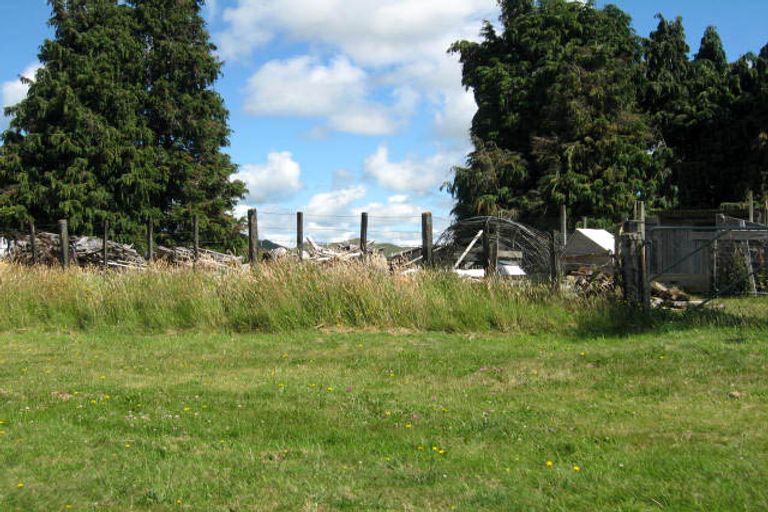 Photo of property in 28 Ameku Road, Raetihi, 4632