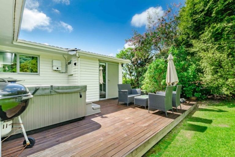 Photo of property in 93 Winara Avenue, Waikanae, 5036