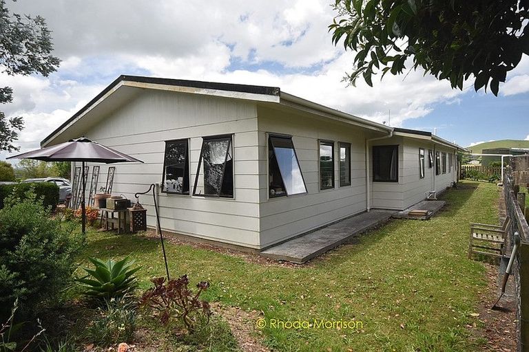Photo of property in 52 Gallie Branch Road, Matakohe, 0594