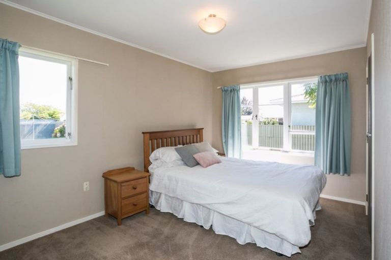 Photo of property in 17 Rochester Street, Tamatea, Napier, 4112