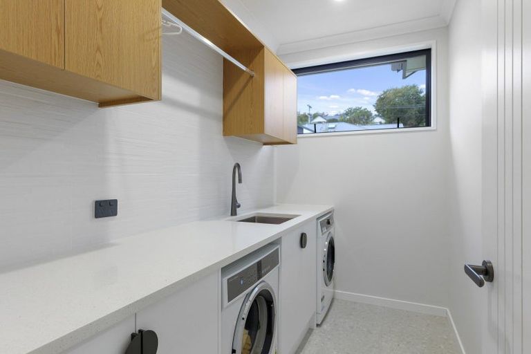 Photo of property in 19 Withers Crescent, Halswell, Christchurch, 8025