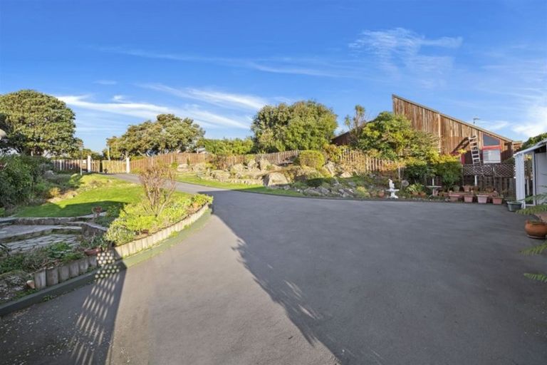Photo of property in 255 Cannon Hill Crescent, Mount Pleasant, Christchurch, 8081