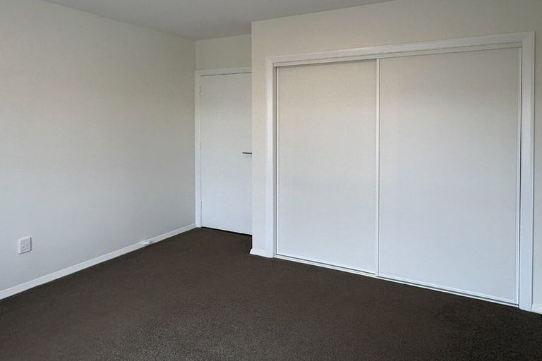Photo of property in 4/28 Aikmans Road, Merivale, Christchurch, 8014