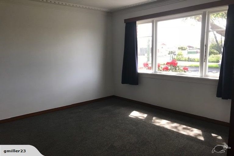 Photo of property in 121 Bay View Road, South Dunedin, Dunedin, 9012