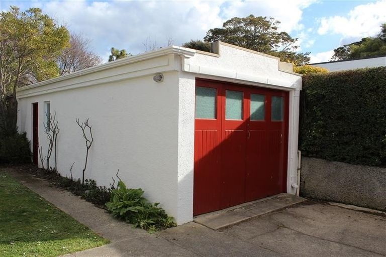 Photo of property in 119 Eglinton Road, Mornington, Dunedin, 9011