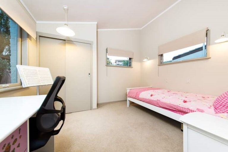 Photo of property in 43 Bramley Drive, Farm Cove, Auckland, 2012