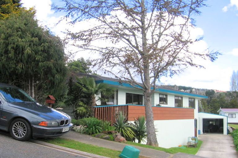 Photo of property in 104 Patiki Place, Whangamata, 3620
