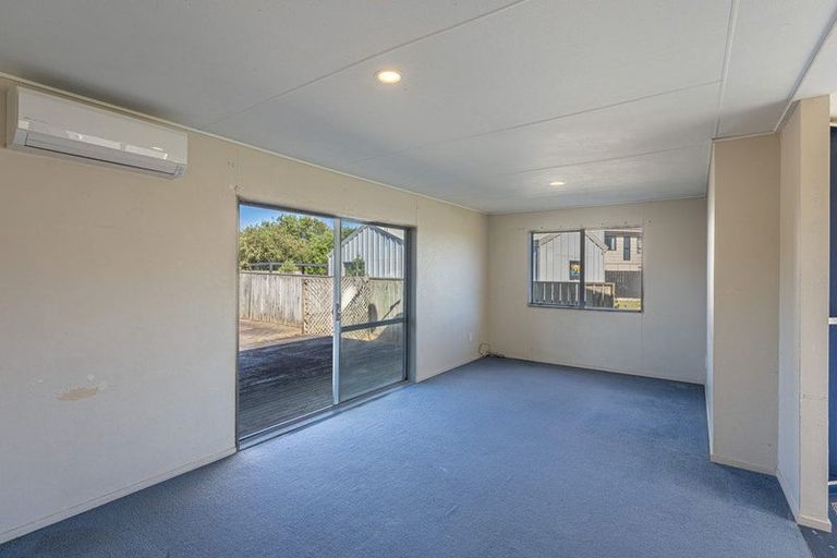 Photo of property in 14 Scott Avenue, Otaki Beach, Otaki, 5512