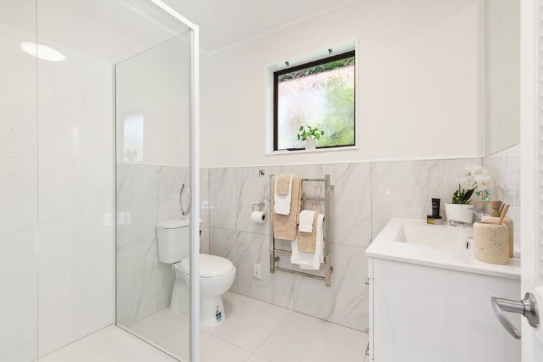 Photo of property in 18 Satara Crescent, Khandallah, Wellington, 6035