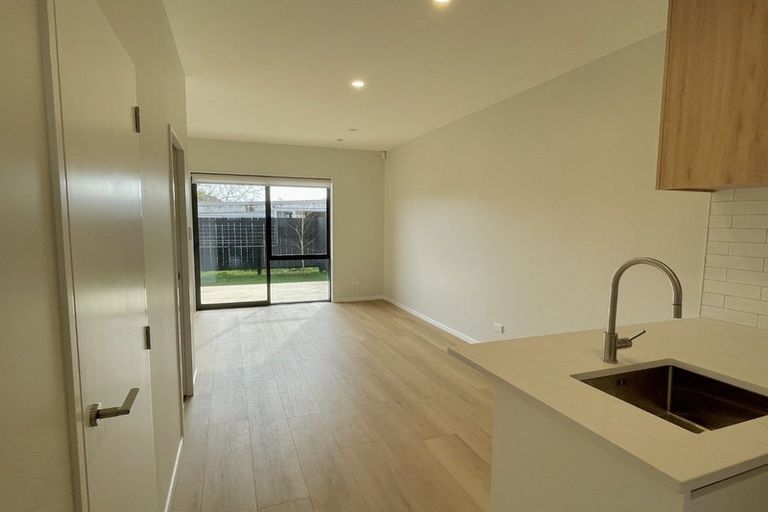 Photo of property in 6/13 Thomas Road, Mangere, Auckland, 2022