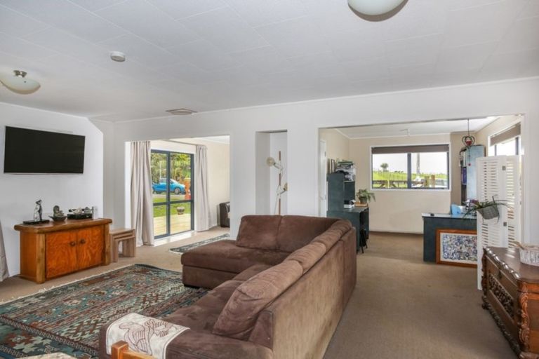 Photo of property in 266 Hart Road, Pukekohe, 2676