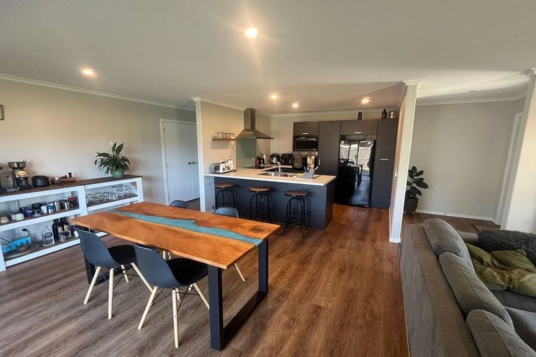 Photo of property in 192 Bridge Street, Bulls, 4818