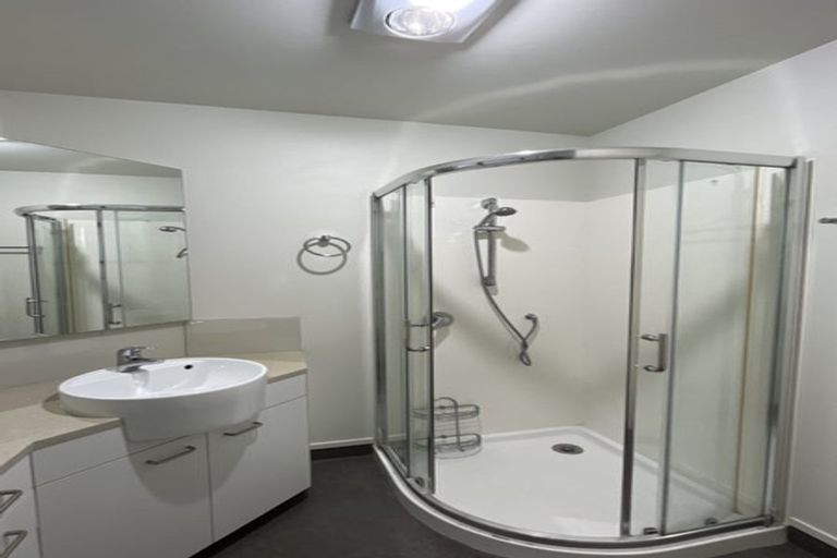 Photo of property in 179 Hobsonville Road, Hobsonville, Auckland, 0618