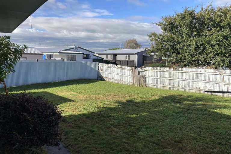 Photo of property in 15 Pringle Place, Nawton, Hamilton, 3200