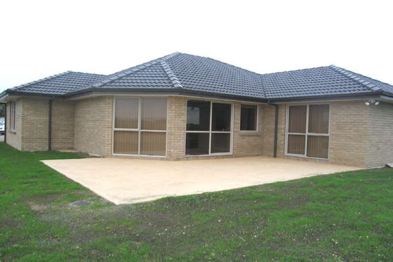 Photo of property in 60 Darlington Street, Ngatea, 3503