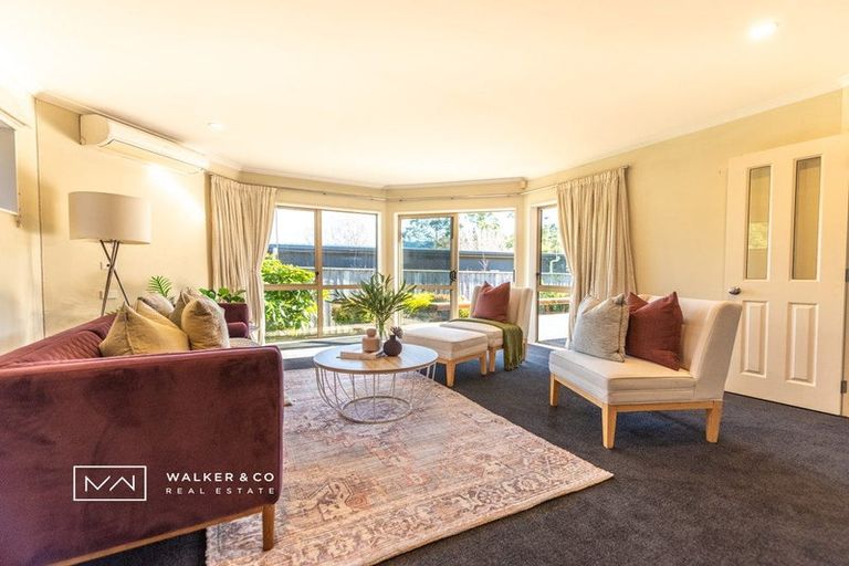 Photo of property in 2 Tuhua Lane, Brown Owl, Upper Hutt, 5018